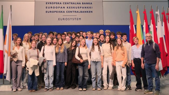 Gruppe_web_4_wordpress_16x9